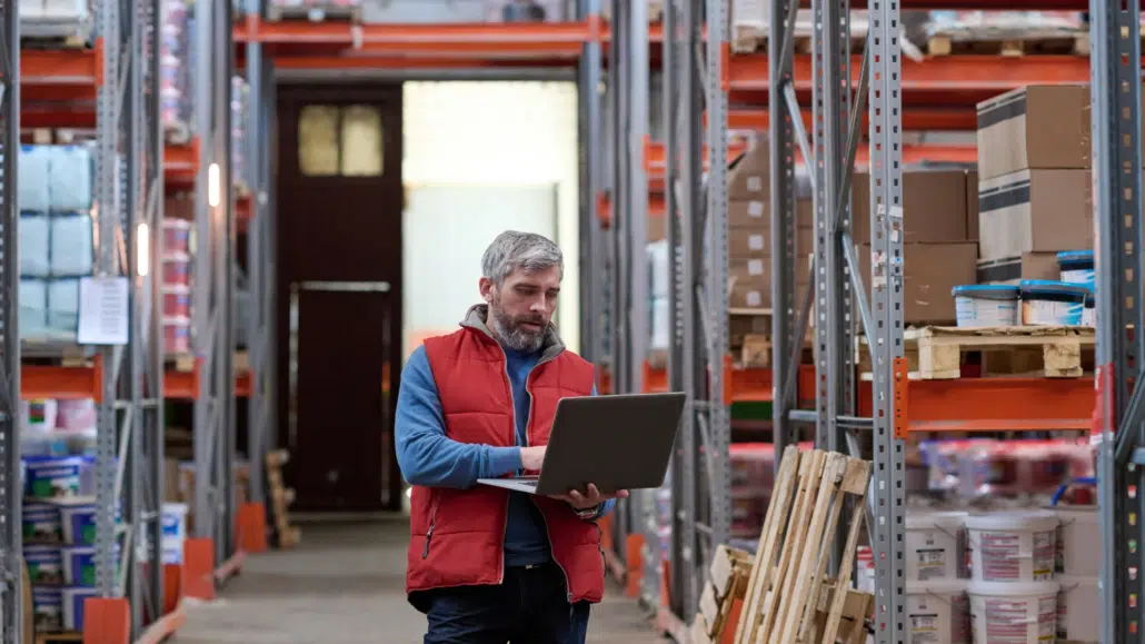 pallet track for business